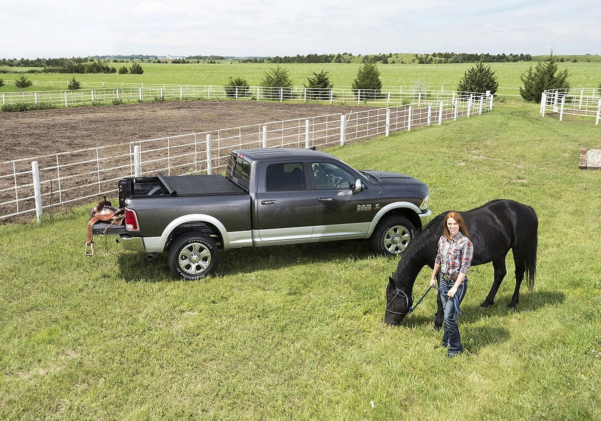 TruXedo TruXport Soft Roll Up Truck Bed Tonneau shield | 239101 | matching with 1982-1993 Chevy/GMC S10/Sonoma 6' Bed (72.1")